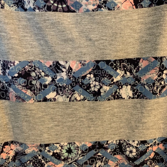 Lularoe Julia dress - Picture 4 of 4